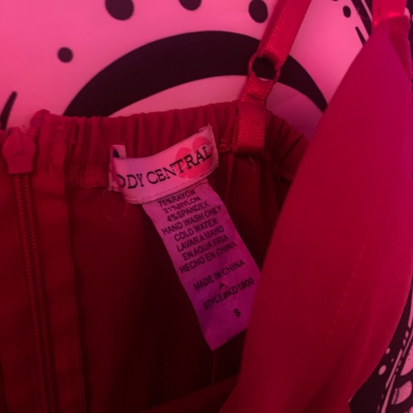 Red Bodycon Dress - Picture 4 of 4